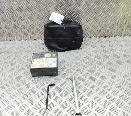 Toyota ProAce City Tire air pump compressor SU001A5512 9831816080
