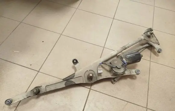 Lexus RX 330 - 350 - 400H Front wiper linkage and motor 8511048130 1592007300