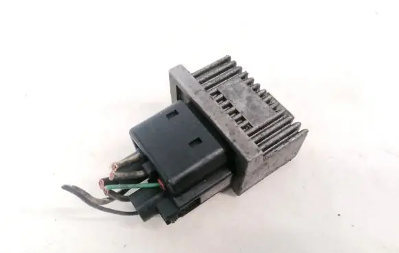 Renault Scenic I Glow plug pre-heat relay