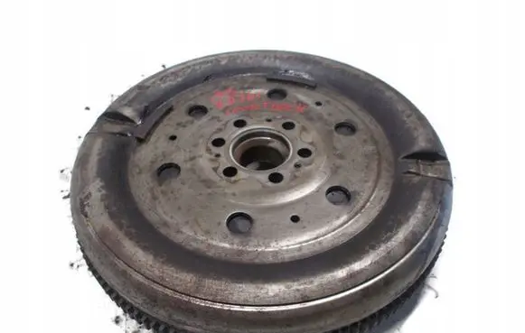 Volkswagen Golf V Dual mass flywheel 
