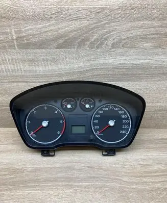 Ford Focus Speedometer (instrument cluster) 4M5T10849CL