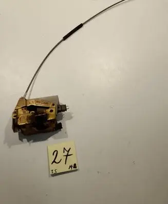 Renault Megane I Rear door lock 7701469940