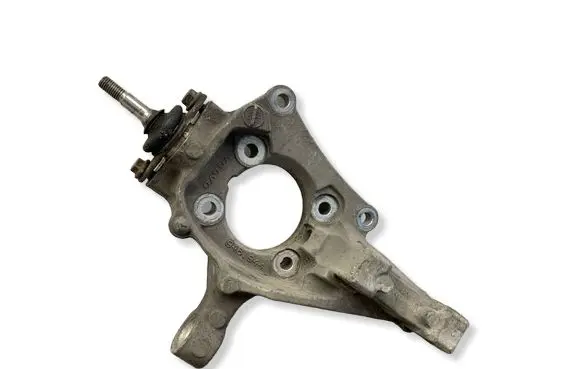 Volvo V70 Front wheel hub 9461944
