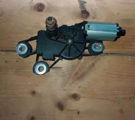 Seat Altea XL Rear window wiper motor 5P0955711C