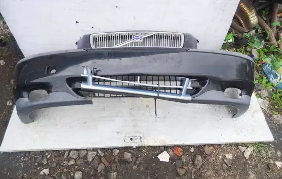 Volvo S80 Front bumper 09154851