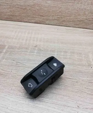BMW 3 E46 Sunroof switch 8352182