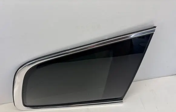 Volvo XC90 Rear side window 31468147