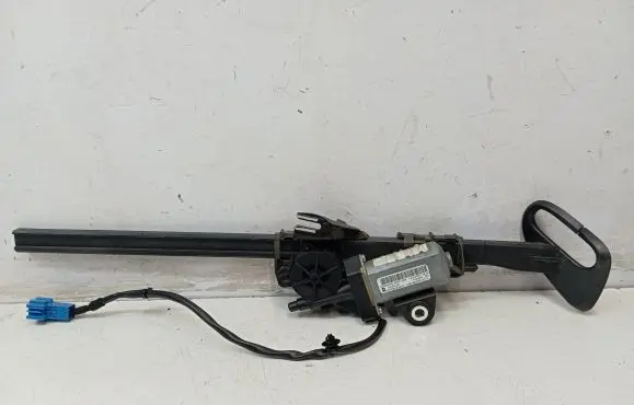 Mercedes-Benz E W238 Seat belt adjustment motor A2058600282