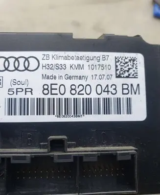 Audi A4 S4 B7 8E 8H Climate control unit 8E0820043BM 1017510