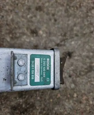 BMW 5 E39 ABS control unit/module 0 265 100 049 16509515