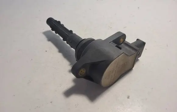 Mercedes-Benz S W221 High voltage ignition coil A0001502780 ZS0012 19005267
