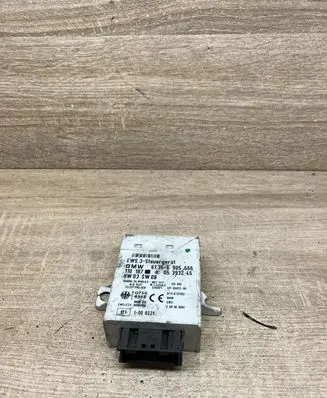 BMW 5 E39 Immobilizer control unit/module 6905666 61356905666 05393245
