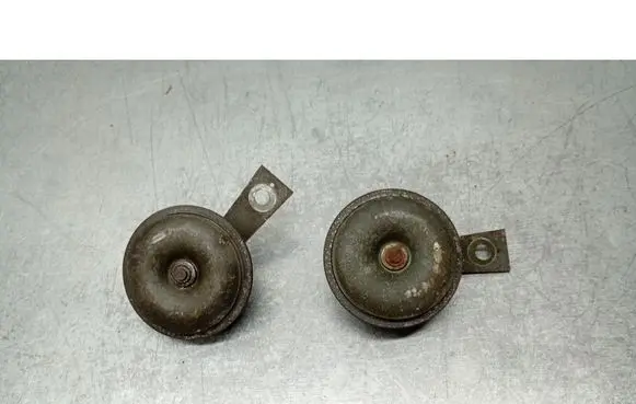Nissan X-Trail T30 Horn signal 