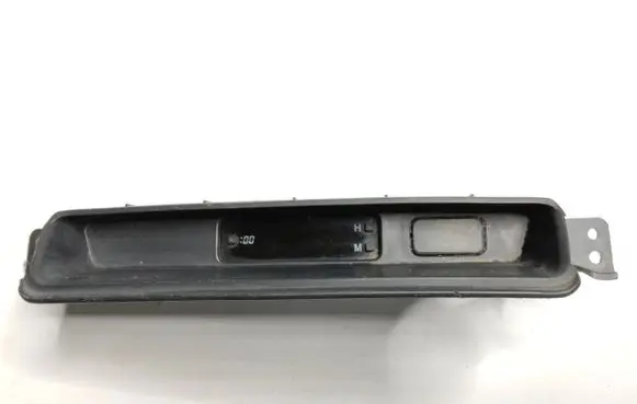 Toyota Hilux (AN10, AN20, AN30) Clock 554780K010 230003001 839100K011