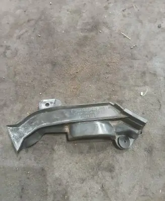 BMW 5 F10 F11 Other engine bay part 7206569 107020GE