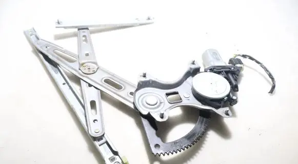 Hyundai i20 (GB IB) Front window lifting mechanism without motor