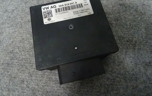 Seat Ibiza IV (6J,6P) Power management control unit 3AA919041A
