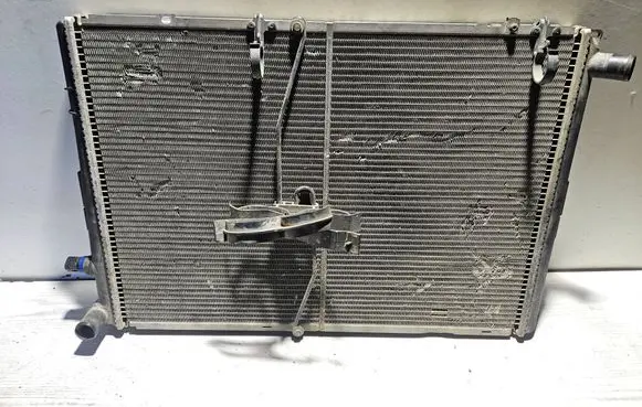 Coolant radiator