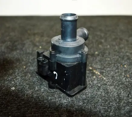 Audi A4 S4 B8 8K Electric auxiliary coolant/water pump 8K0965561A