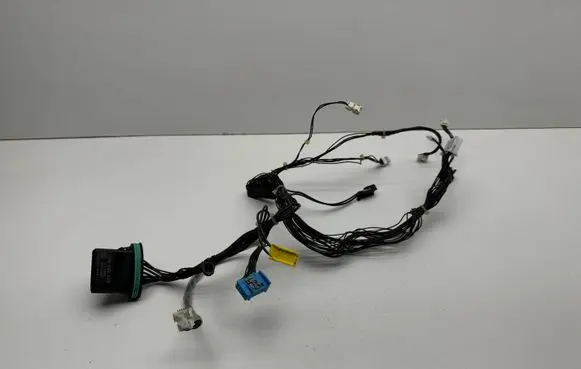 Mercedes-Benz C W205 Headlight/headlamp wiring loom/harness 1304492316