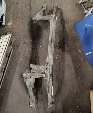 BMW X5 E53 Radiator support slam panel bracket 