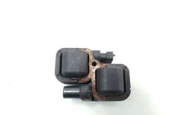 High voltage ignition coil
