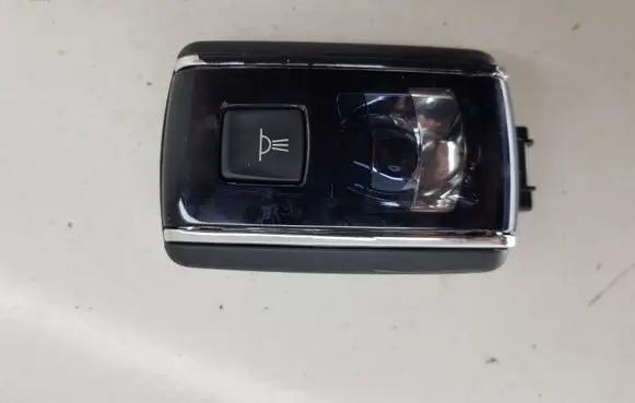 Citroen DS5 Rear seat light 8957450