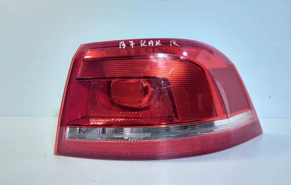 Volkswagen PASSAT B7 Rear/tail lights 3AF945096E