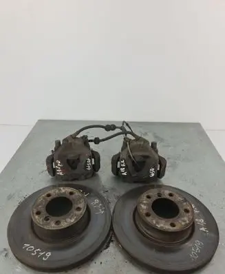 BMW 3 E92 E93 Brake discs and calipers set 