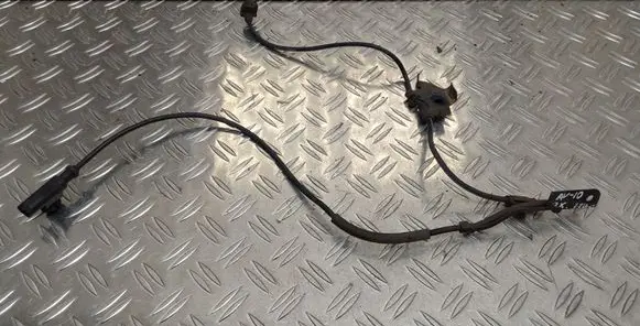Toyota Avensis T270 ABS brake wheel speed sensor 8954302061