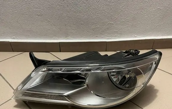 Volkswagen Tiguan Headlight/headlamp 5N1941031AB