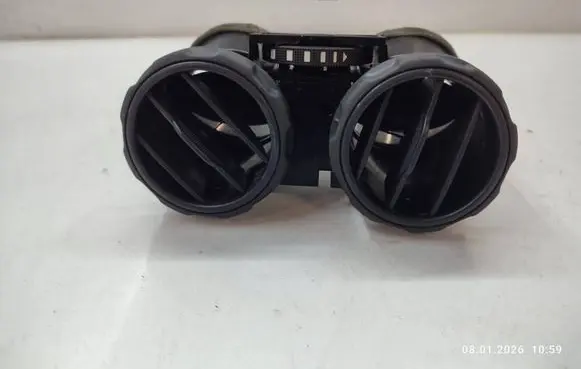 Land Rover Discovery 4 - LR4 Dash center air vent grill JBD500062XXX