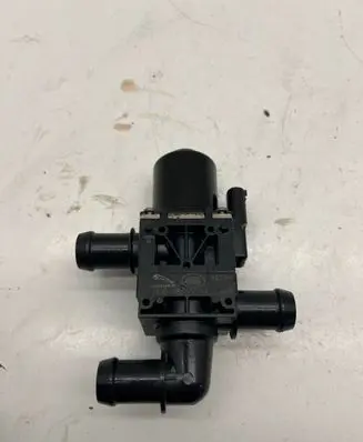 Jaguar I-Pace Coolant heater J9D318495AA