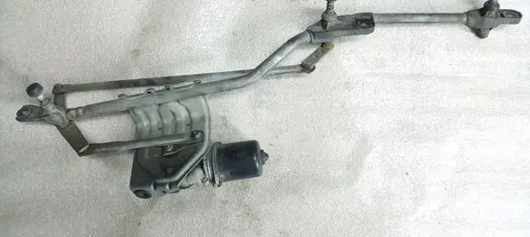 Renault Scenic II - Grand scenic II Front wiper linkage and motor