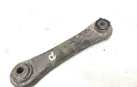 Rear control arm