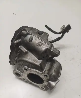 Mercedes-Benz E W212 EGR valve A6511400460Q01