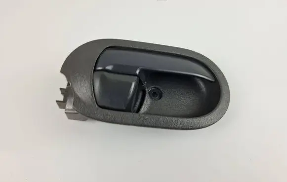 Mitsubishi Colt Front door interior handle 8B06
