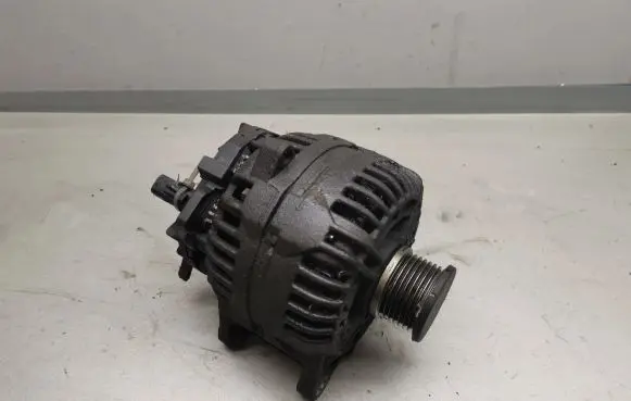 Renault Trafic II (X83) Generator/alternator