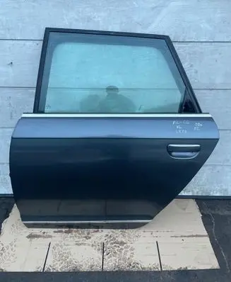 Audi A6 S6 C6 4F Rear door