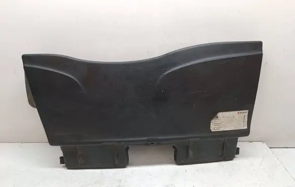 BMW 3 E90 E91 Air intake duct part 7798772 13717798772