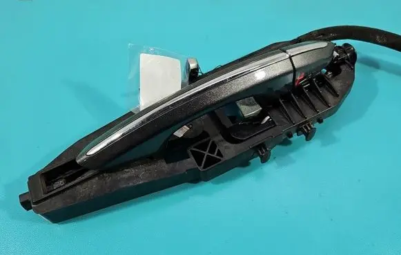 Ford Fusion II Front door exterior handle ES73R224N03BD IMPRK1578017