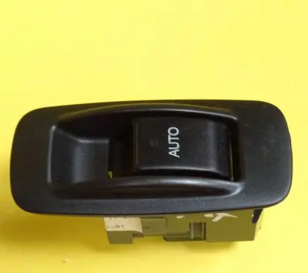 Toyota Corolla E120 E130 Electric window control switch 54035117 37077A