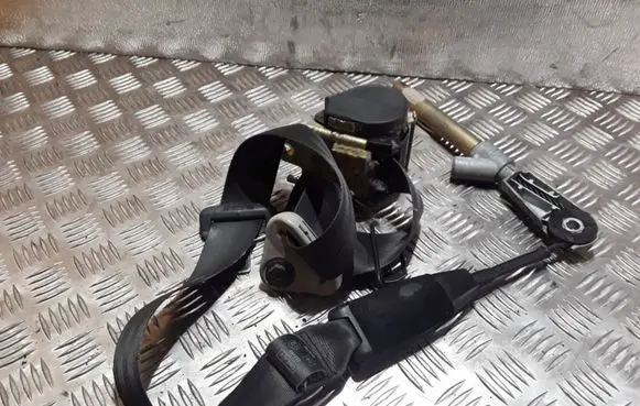 Renault Espace - Grand espace IV Front seatbelt 8200530406