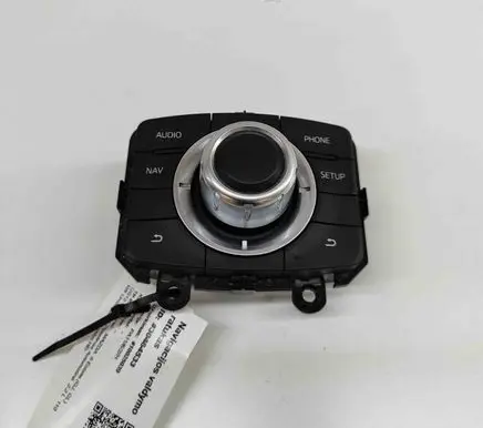 Head unit multimedia control