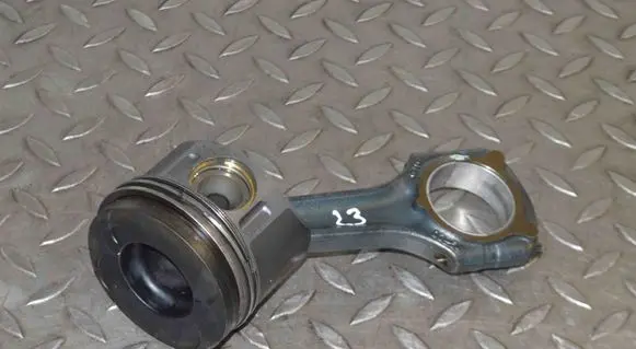Mercedes-Benz Sprinter W901 W902 W903 W904 Piston 