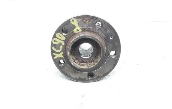 Volvo XC90 Rear wheel hub 