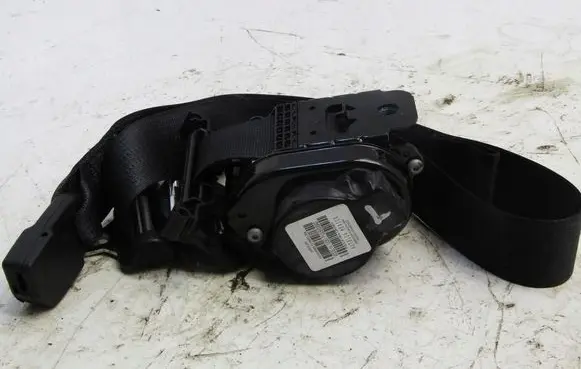 Jeep Cherokee Front seatbelt P1UU51DX9AD