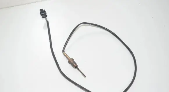 BMW 2 F46 Exhaust gas temperature sensor 8589815 13628589815 13628570119