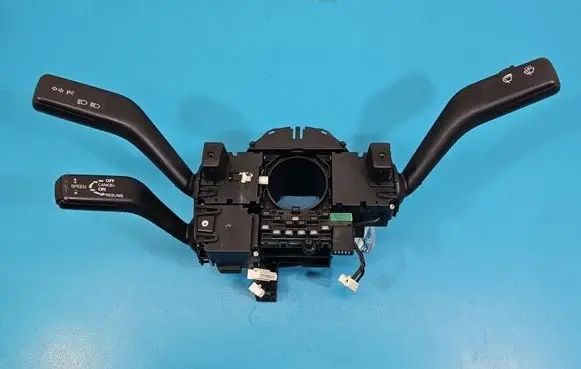 Volkswagen PASSAT B6 Headlight wiper switch 3C5953513B IMPRK1560357