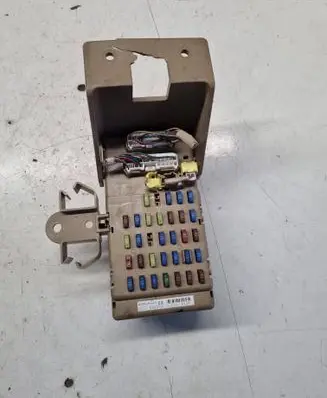 Subaru Outback Fuse module 82201AG010 602171